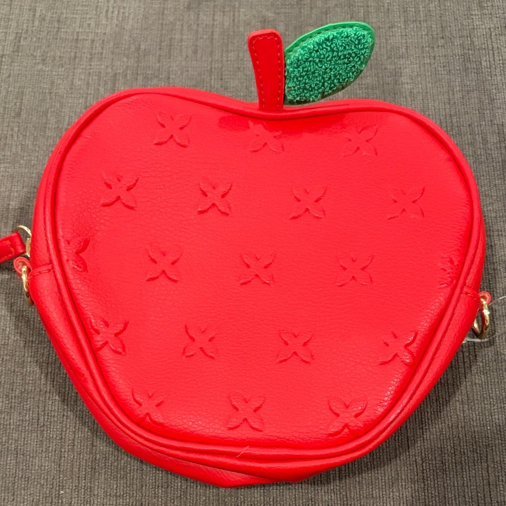 Bath & Body Works Apple Crossbody or Makeup Bag - NWOT!  teacher gift gifts bags